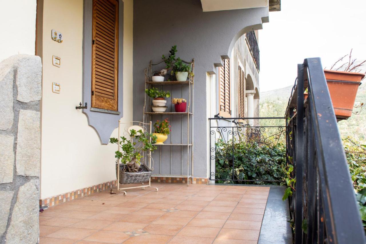Villa Dei Fiori - Exclusive Villa With Garden In Sorrento Coast فيكو إيكوينس المظهر الخارجي الصورة