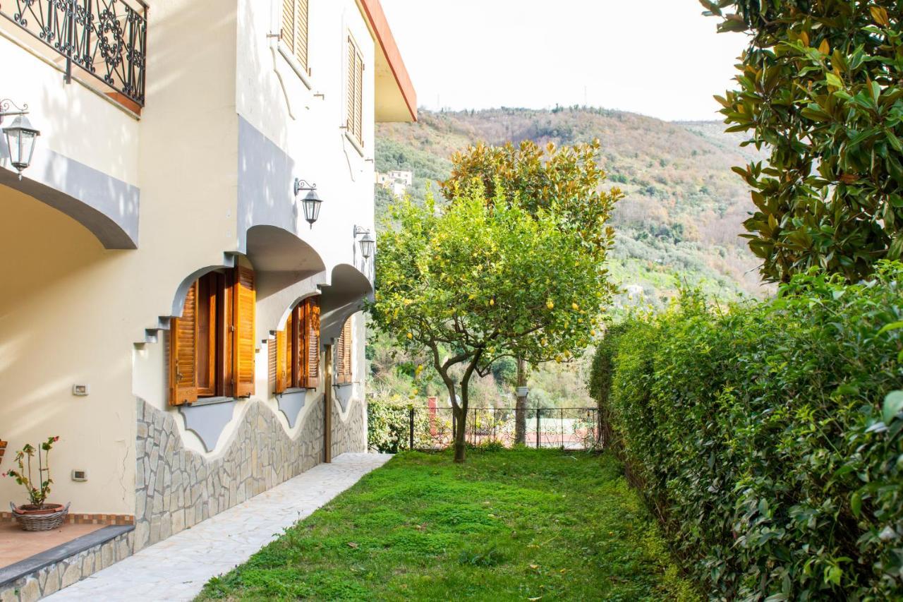 Villa Dei Fiori - Exclusive Villa With Garden In Sorrento Coast فيكو إيكوينس المظهر الخارجي الصورة