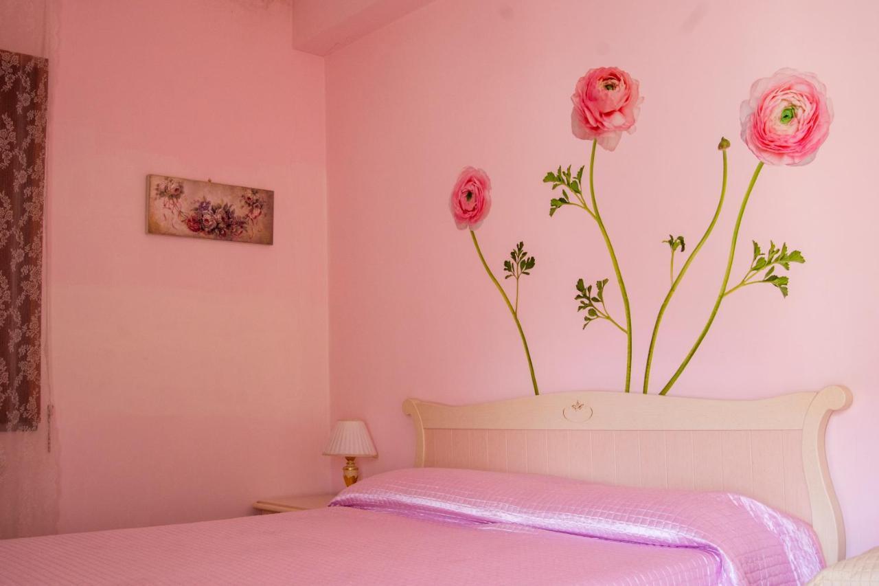 Villa Dei Fiori - Exclusive Villa With Garden In Sorrento Coast فيكو إيكوينس المظهر الخارجي الصورة