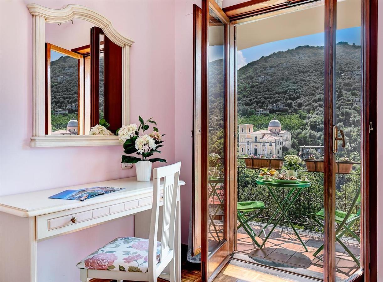 Villa Dei Fiori - Exclusive Villa With Garden In Sorrento Coast فيكو إيكوينس المظهر الخارجي الصورة