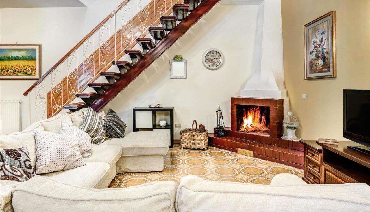 Villa Dei Fiori - Exclusive Villa With Garden In Sorrento Coast فيكو إيكوينس المظهر الخارجي الصورة