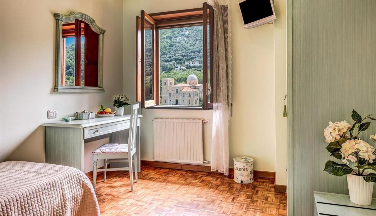 Villa Dei Fiori - Exclusive Villa With Garden In Sorrento Coast فيكو إيكوينس المظهر الخارجي الصورة