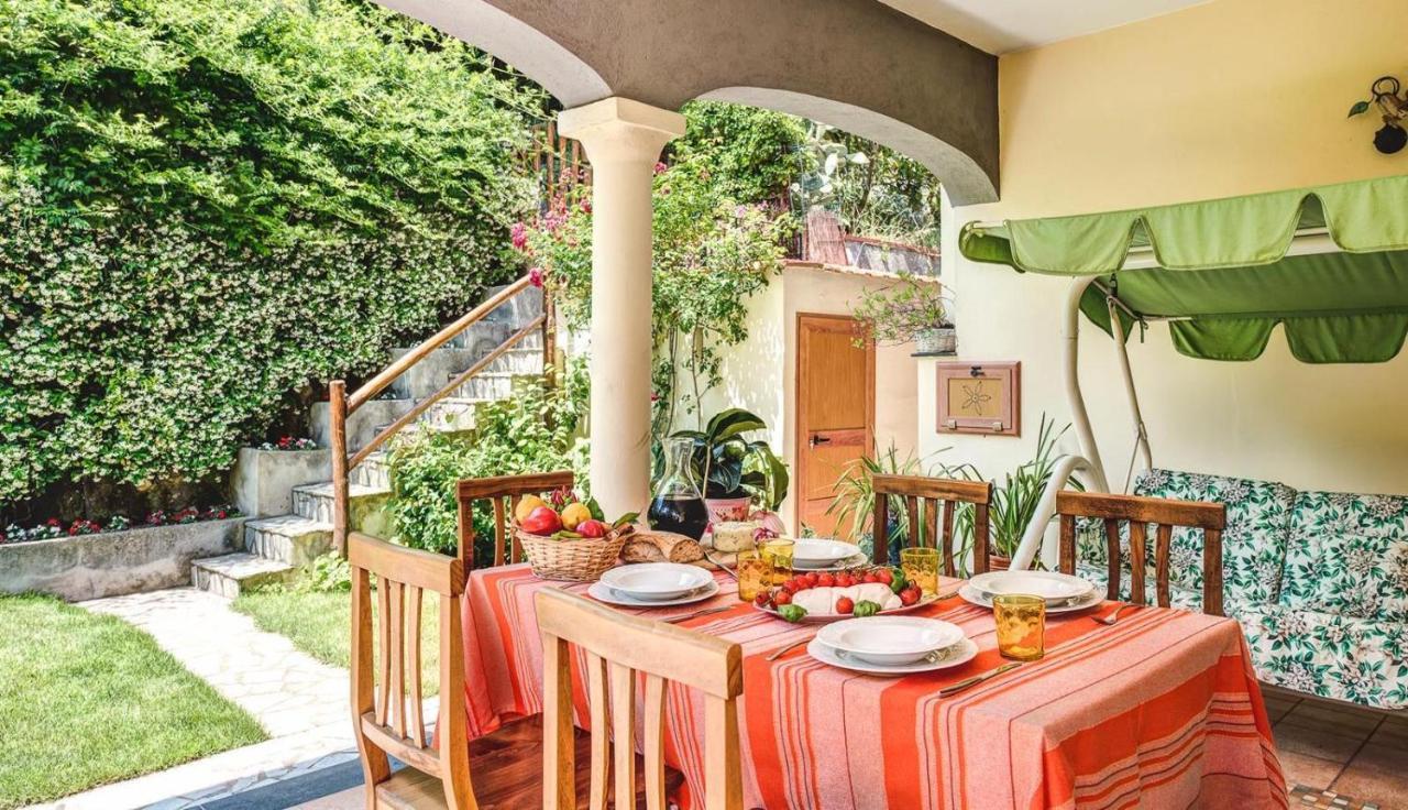 Villa Dei Fiori - Exclusive Villa With Garden In Sorrento Coast فيكو إيكوينس المظهر الخارجي الصورة